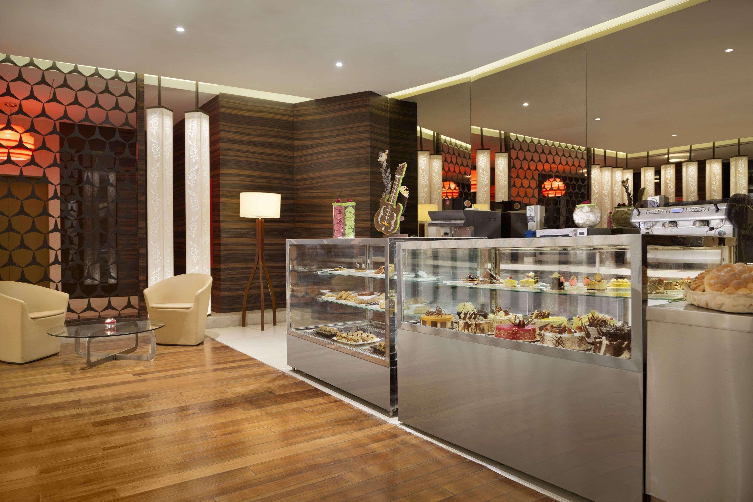 Howard Johnson By Wyndham, Hebbal, Bengaluru Buitenkant foto