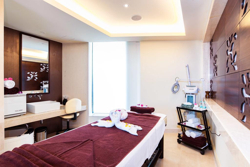 Howard Johnson By Wyndham, Hebbal, Bengaluru Buitenkant foto