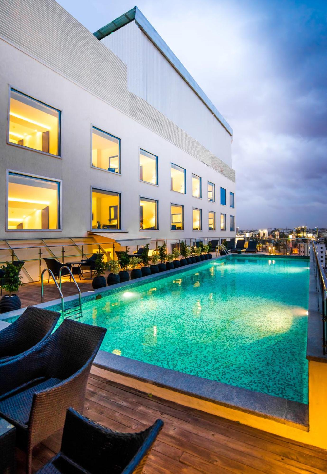 Howard Johnson By Wyndham, Hebbal, Bengaluru Buitenkant foto