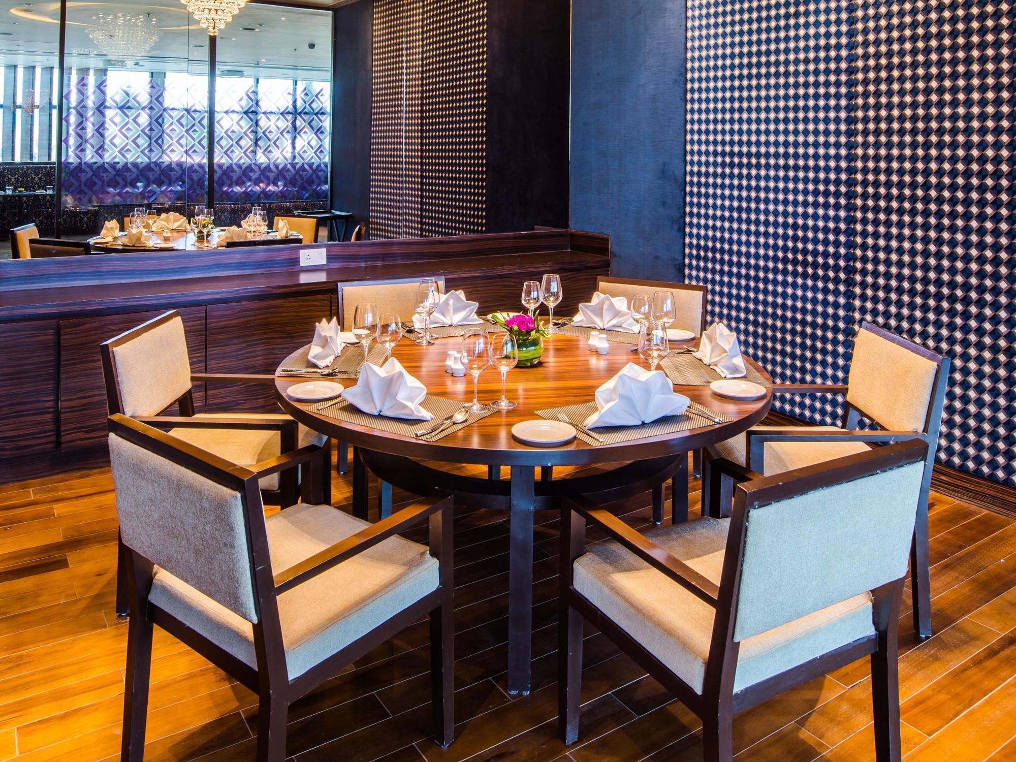Howard Johnson By Wyndham, Hebbal, Bengaluru Buitenkant foto