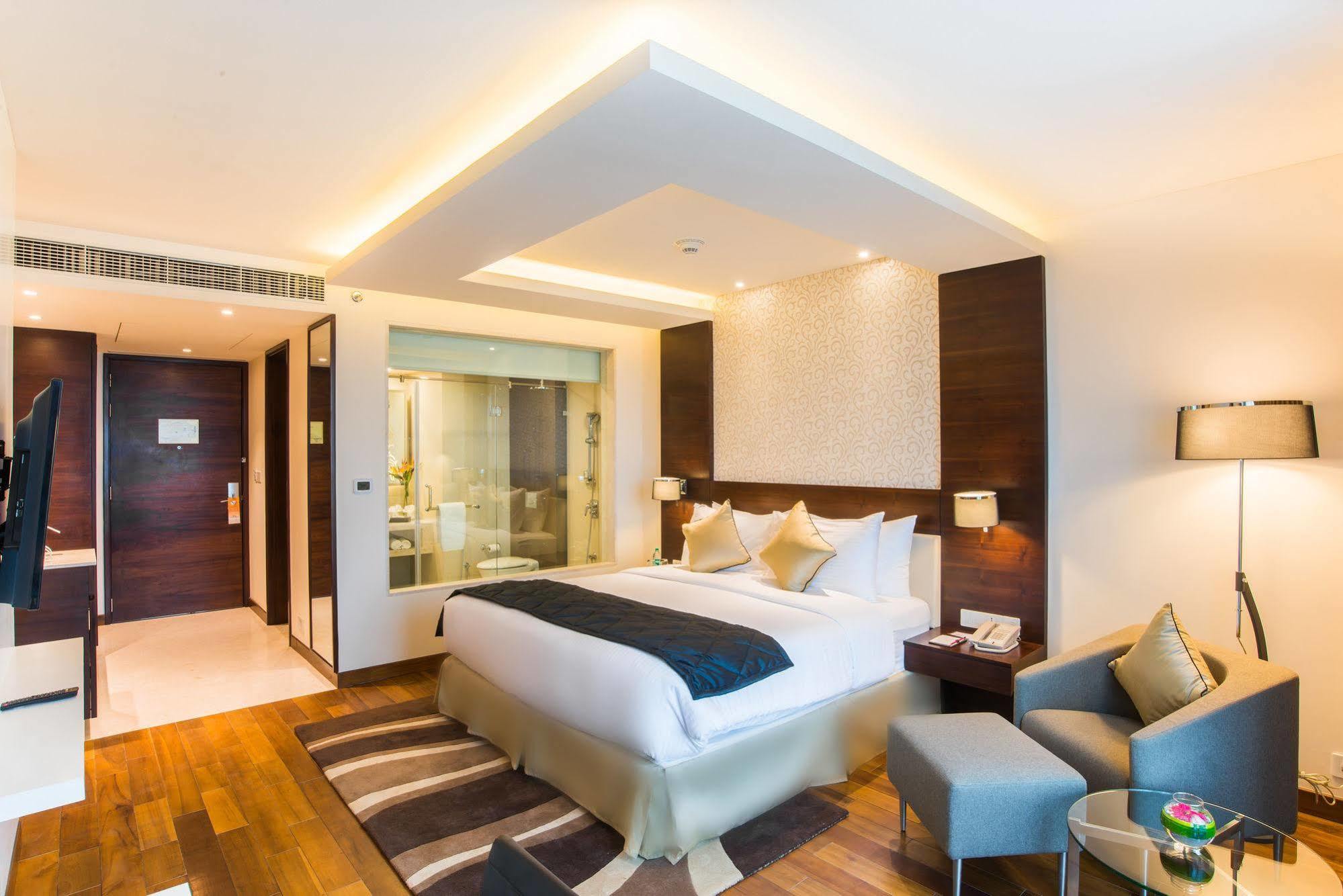 Howard Johnson By Wyndham, Hebbal, Bengaluru Buitenkant foto